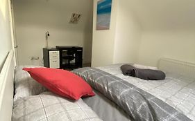 Eejs Modern London 3 Bed Flat Near Crystal Palace Stadium - Great Transport Links