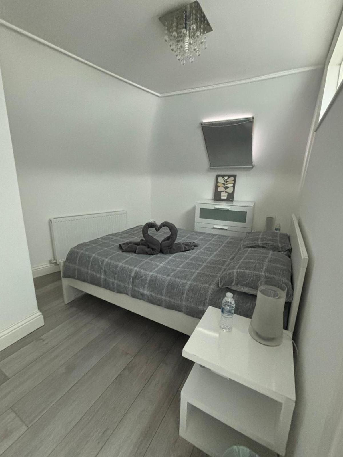 Eejs Modern London 3 Bed Flat Near Crystal Palace Stadium - Great Transport Links Norwood Exterior photo